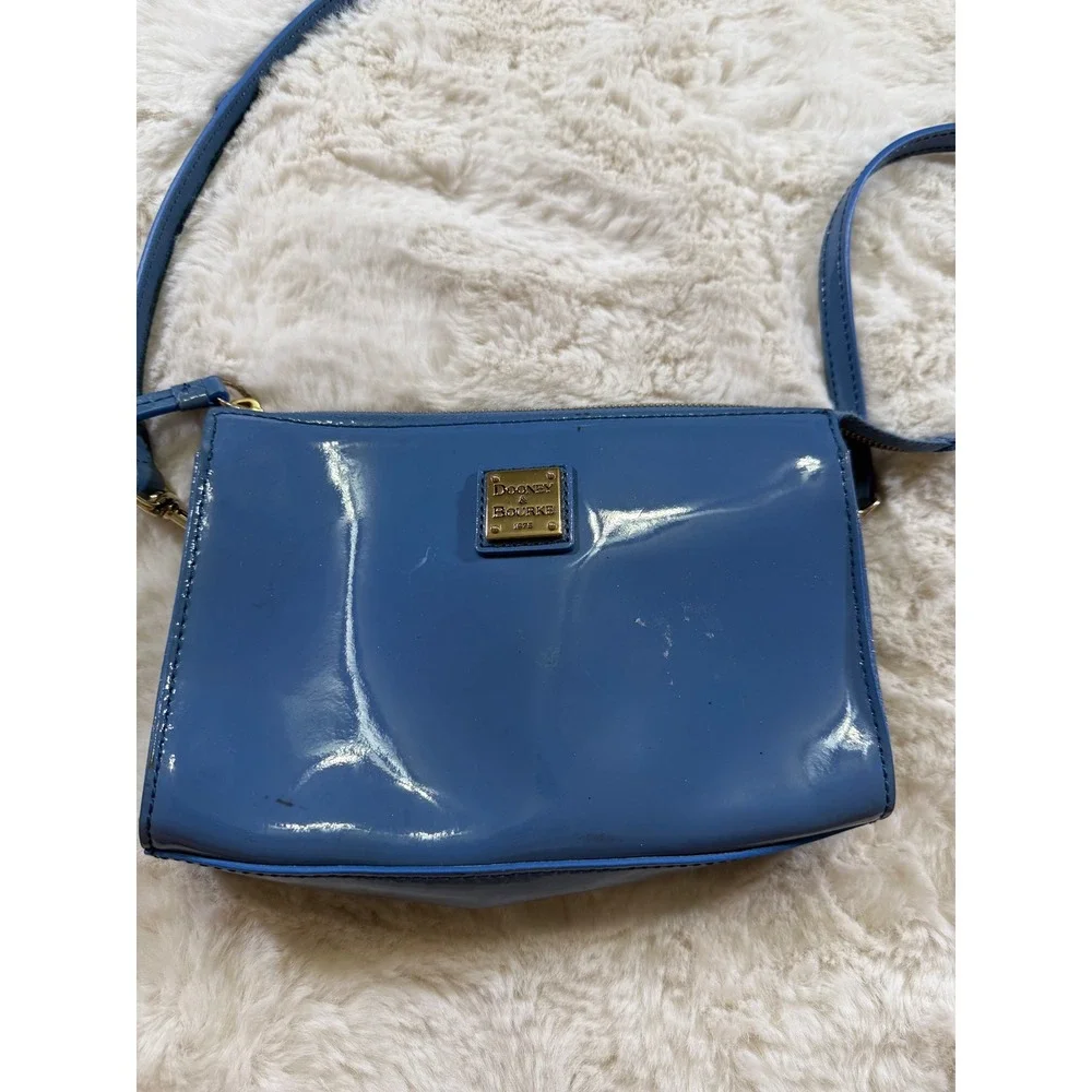 Dooney &‎ Bourke Crossbody Bag Blue Patent Leather Glossy Gold Purse Minimalist